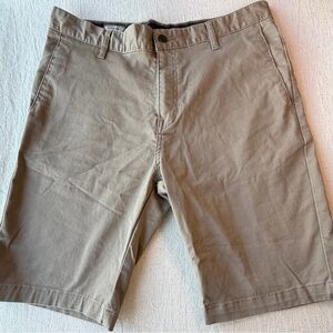 Volcom Men's Flat Front Tan Shorts size 32